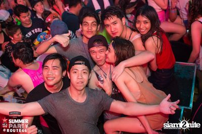 Smirnoff Midnight 100 นำเสนอ 95.5 Virgin Hitz Summer Party — photo 170