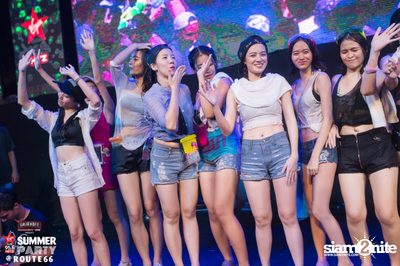 Smirnoff Midnight 100 นำเสนอ 95.5 Virgin Hitz Summer Party — photo 176