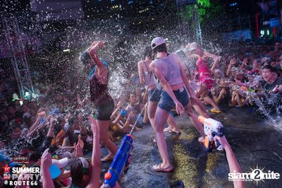Smirnoff Midnight 100 นำเสนอ 95.5 Virgin Hitz Summer Party — photo 182