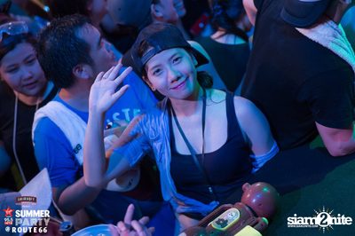 Smirnoff Midnight 100 นำเสนอ 95.5 Virgin Hitz Summer Party — photo 215
