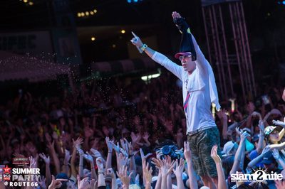 Smirnoff Midnight 100 นำเสนอ 95.5 Virgin Hitz Summer Party — photo 216