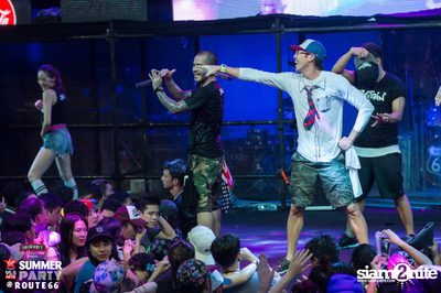 Smirnoff Midnight 100 นำเสนอ 95.5 Virgin Hitz Summer Party — photo 227