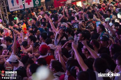 Smirnoff Midnight 100 นำเสนอ 95.5 Virgin Hitz Summer Party — photo 230