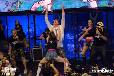 Smirnoff Midnight 100 นำเสนอ 95.5 Virgin Hitz Summer Party — photo 233