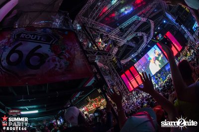 Smirnoff Midnight 100 นำเสนอ 95.5 Virgin Hitz Summer Party — photo 236