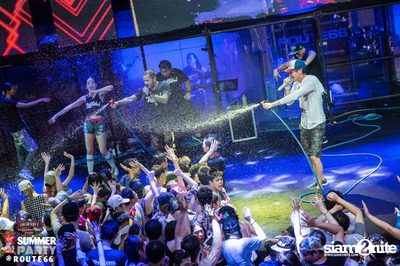 Smirnoff Midnight 100 นำเสนอ 95.5 Virgin Hitz Summer Party — photo 241