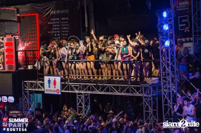 Smirnoff Midnight 100 นำเสนอ 95.5 Virgin Hitz Summer Party — photo 242