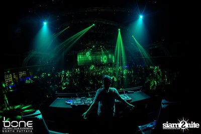 Take Off Party กับ DJ Bl3nd และ  Moti ที่ โบน คลับ, พัทยาเหนือ — photo 7