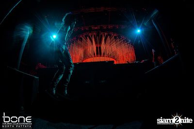 Take Off Party กับ DJ Bl3nd และ  Moti ที่ โบน คลับ, พัทยาเหนือ — photo 11