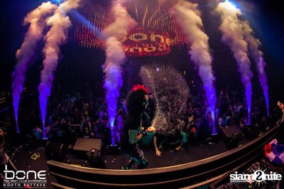 Take Off Party กับ DJ Bl3nd และ  Moti ที่ โบน คลับ, พัทยาเหนือ — photo 14