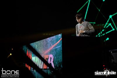 Take Off Party กับ DJ Bl3nd และ  Moti ที่ โบน คลับ, พัทยาเหนือ — photo 37