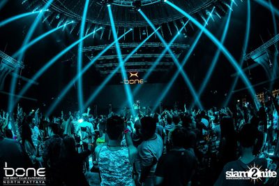 Take Off Party กับ DJ Bl3nd และ  Moti ที่ โบน คลับ, พัทยาเหนือ — photo 76