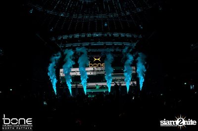 Take Off Party กับ DJ Bl3nd และ  Moti ที่ โบน คลับ, พัทยาเหนือ — photo 79