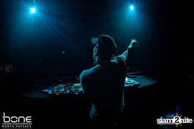 Take Off Party กับ DJ Bl3nd และ  Moti ที่ โบน คลับ, พัทยาเหนือ — photo 89