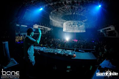 Take Off Party กับ DJ Bl3nd และ  Moti ที่ โบน คลับ, พัทยาเหนือ — photo 95