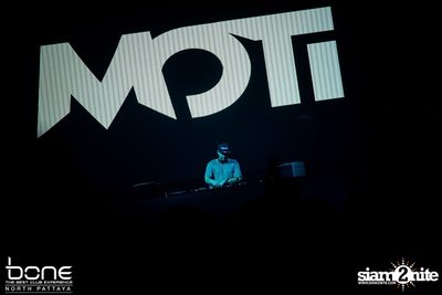 Take Off Party กับ DJ Bl3nd และ  Moti ที่ โบน คลับ, พัทยาเหนือ — photo 106
