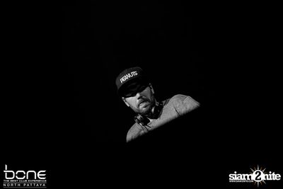 Take Off Party กับ DJ Bl3nd และ  Moti ที่ โบน คลับ, พัทยาเหนือ — photo 108