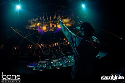 Take Off Party กับ DJ Bl3nd และ  Moti ที่ โบน คลับ, พัทยาเหนือ — photo 131