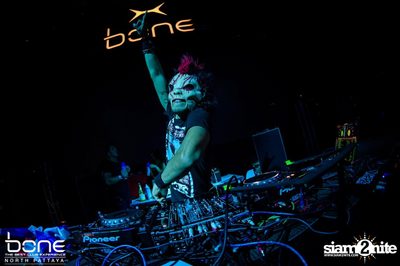 Take Off Party กับ DJ Bl3nd และ  Moti ที่ โบน คลับ, พัทยาเหนือ — photo 148