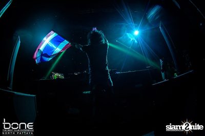 Take Off Party กับ DJ Bl3nd และ  Moti ที่ โบน คลับ, พัทยาเหนือ — photo 157