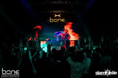 Take Off Party กับ DJ Bl3nd และ  Moti ที่ โบน คลับ, พัทยาเหนือ — photo 167