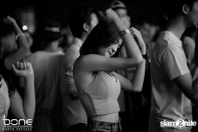 Take Off Party กับ Dyro ที่ โบน คลับ, พัทยาเหนือ — photo 2