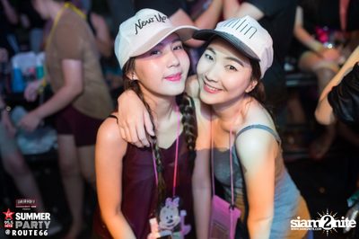 Smirnoff Midnight 100 นำเสนอ 95.5 Virgin Hitz Summer Party — photo 5