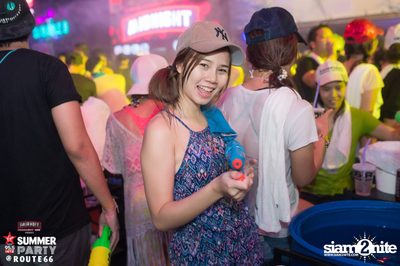 Smirnoff Midnight 100 นำเสนอ 95.5 Virgin Hitz Summer Party — photo 33