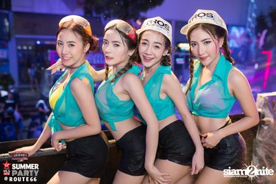 Smirnoff Midnight 100 นำเสนอ 95.5 Virgin Hitz Summer Party — photo 35