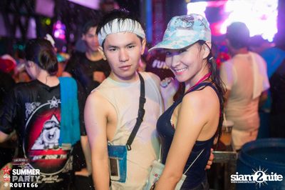 Smirnoff Midnight 100 นำเสนอ 95.5 Virgin Hitz Summer Party — photo 44