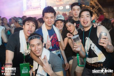 Smirnoff Midnight 100 นำเสนอ 95.5 Virgin Hitz Summer Party — photo 53