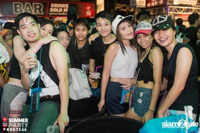 Smirnoff Midnight 100 นำเสนอ 95.5 Virgin Hitz Summer Party — photo 55