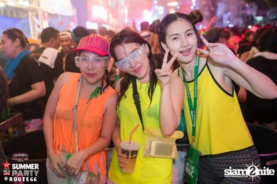 Smirnoff Midnight 100 นำเสนอ 95.5 Virgin Hitz Summer Party — photo 61
