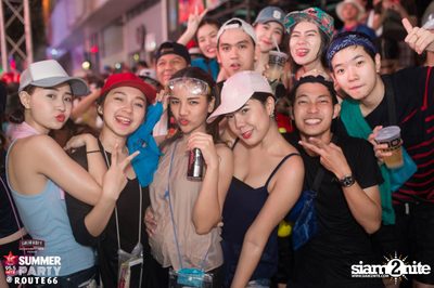 Smirnoff Midnight 100 นำเสนอ 95.5 Virgin Hitz Summer Party — photo 82