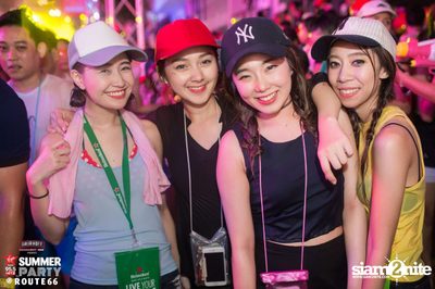 Smirnoff Midnight 100 นำเสนอ 95.5 Virgin Hitz Summer Party — photo 85