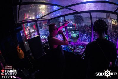 Smirnoff Midnight 100 นำเสนอ 95.5 Virgin Hitz Summer Party — photo 90