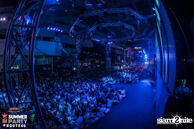 Smirnoff Midnight 100 นำเสนอ 95.5 Virgin Hitz Summer Party — photo 93
