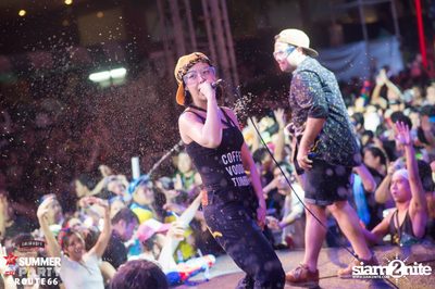 Smirnoff Midnight 100 นำเสนอ 95.5 Virgin Hitz Summer Party — photo 97