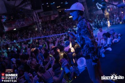 Smirnoff Midnight 100 นำเสนอ 95.5 Virgin Hitz Summer Party — photo 99