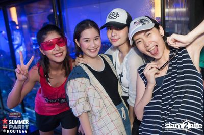 Smirnoff Midnight 100 นำเสนอ 95.5 Virgin Hitz Summer Party — photo 100