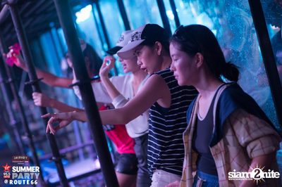 Smirnoff Midnight 100 นำเสนอ 95.5 Virgin Hitz Summer Party — photo 113