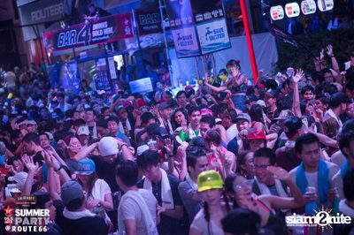 Smirnoff Midnight 100 นำเสนอ 95.5 Virgin Hitz Summer Party — photo 115