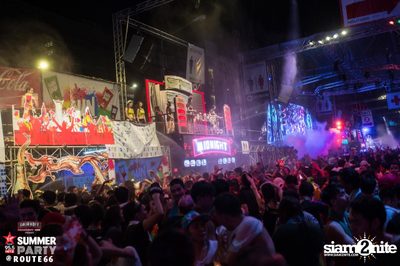 Smirnoff Midnight 100 นำเสนอ 95.5 Virgin Hitz Summer Party — photo 121