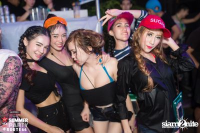 Smirnoff Midnight 100 นำเสนอ 95.5 Virgin Hitz Summer Party — photo 122