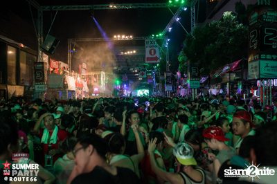 Smirnoff Midnight 100 นำเสนอ 95.5 Virgin Hitz Summer Party — photo 128