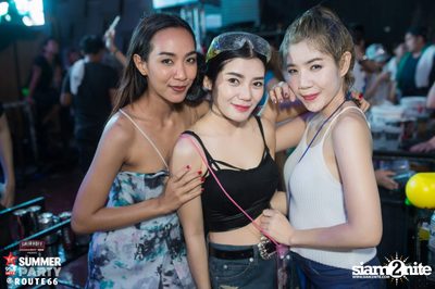 Smirnoff Midnight 100 นำเสนอ 95.5 Virgin Hitz Summer Party — photo 129