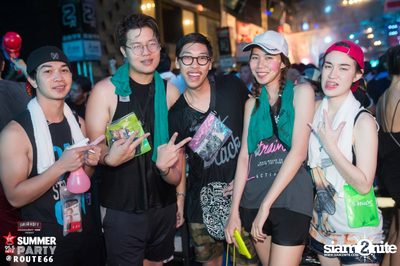 Smirnoff Midnight 100 นำเสนอ 95.5 Virgin Hitz Summer Party — photo 130