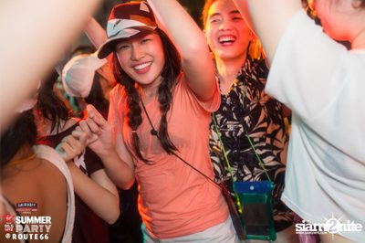 Smirnoff Midnight 100 นำเสนอ 95.5 Virgin Hitz Summer Party — photo 147
