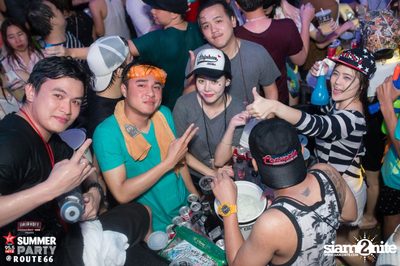 Smirnoff Midnight 100 นำเสนอ 95.5 Virgin Hitz Summer Party — photo 175