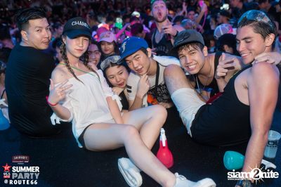 Smirnoff Midnight 100 นำเสนอ 95.5 Virgin Hitz Summer Party — photo 180